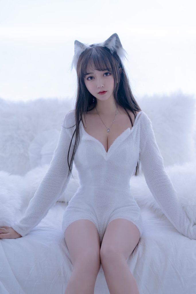 过期米线线喵 NO.073 小白狼 写真原图