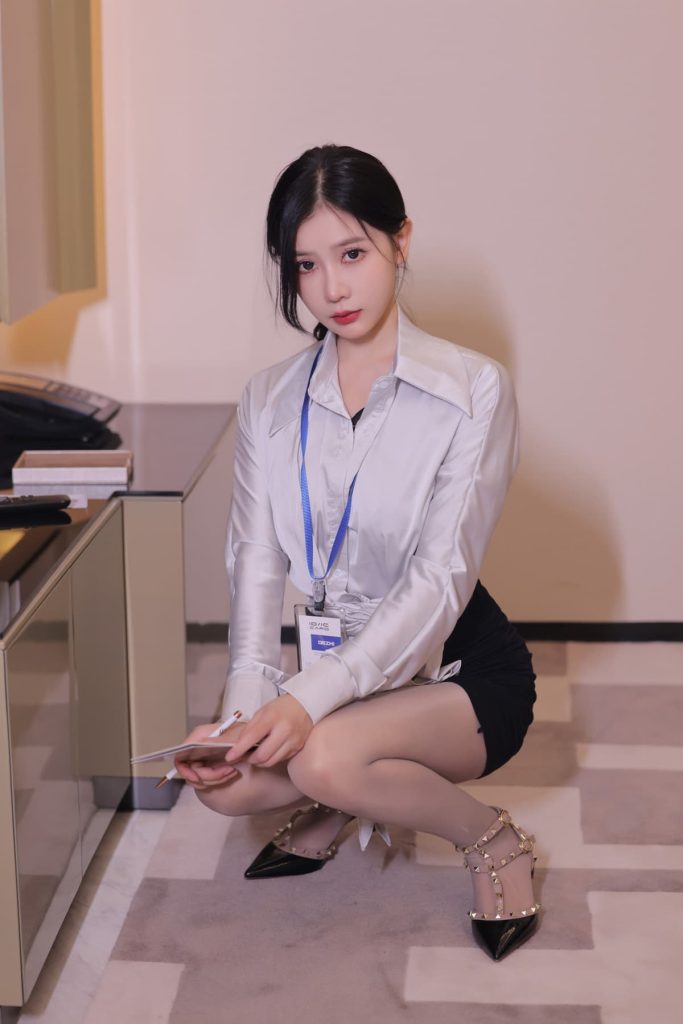 图片[4]-尹甜甜 秀人网内购无水印写真合集[10套][持续更新]-二次元天堂