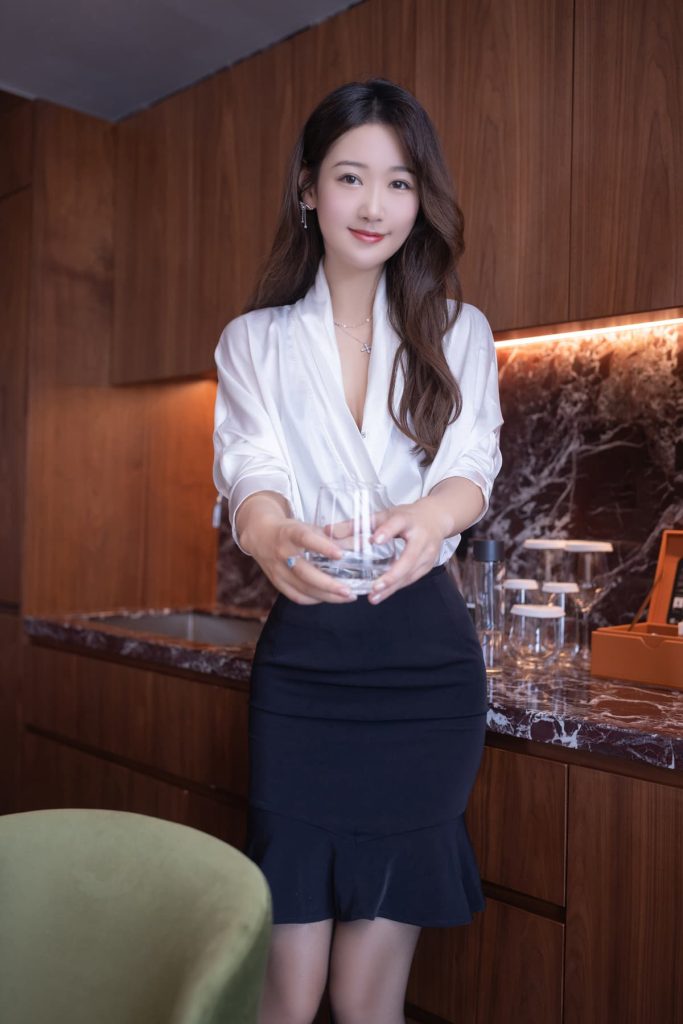 图片[2]-唐安琪 秀人网定制系列写真合集[35套][持续更新]
