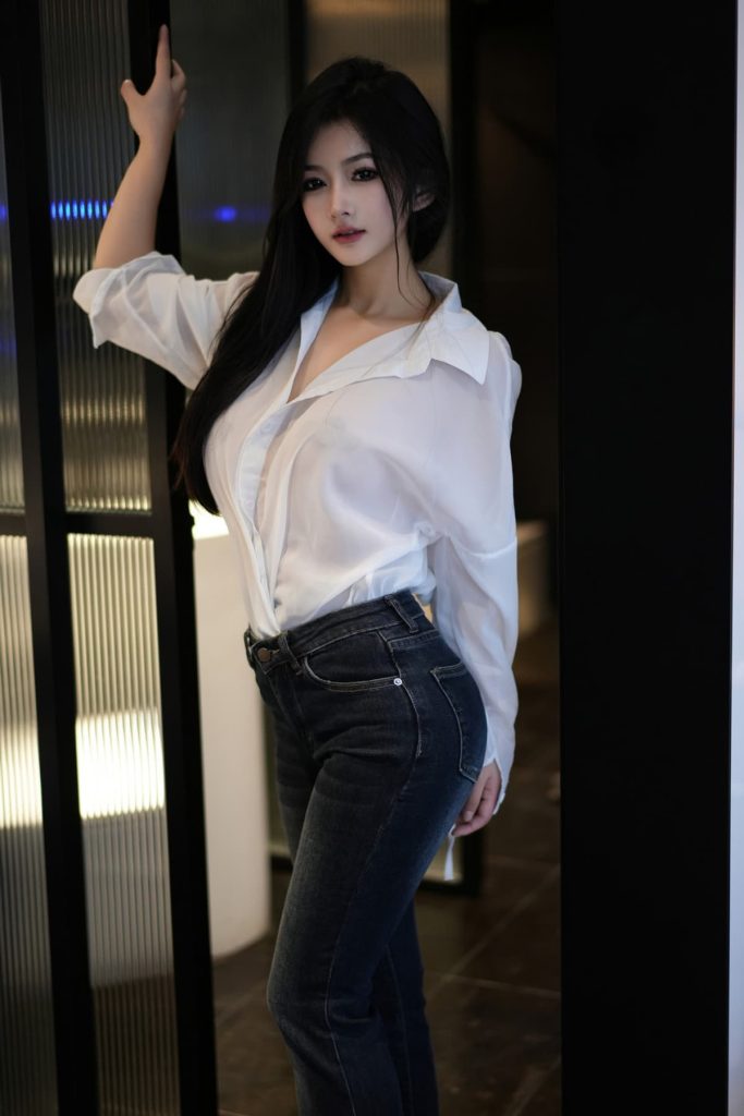 图片[1]-谭小灵 秀人网定制系列写真合集[8套][持续更新]